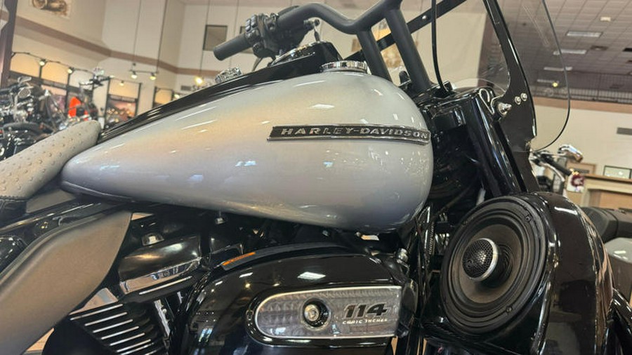 2020 Harley-Davidson® FLHRXS - Road King® Special