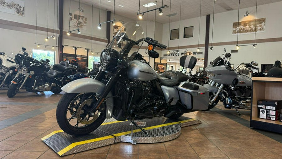 2020 Harley-Davidson® FLHRXS - Road King® Special