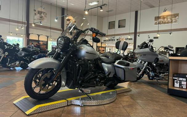 2020 Harley-Davidson® FLHRXS - Road King® Special