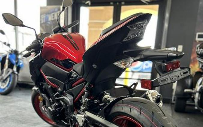 2024 Kawasaki Z900 ABS Candy Persimmon Red/Ebony