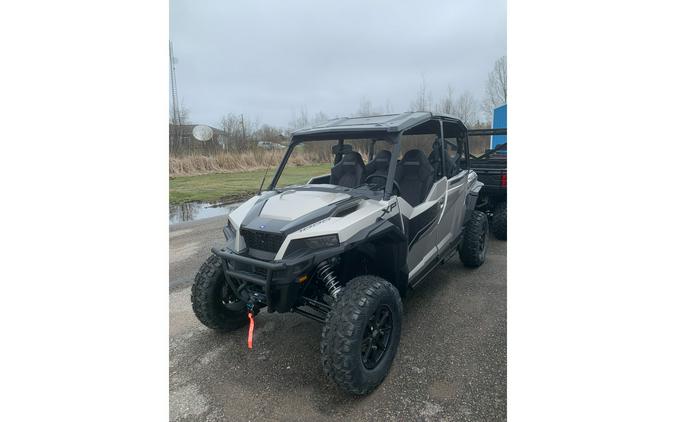 2024 Polaris Industries GENERAL® XP 4 1000 Ultimate