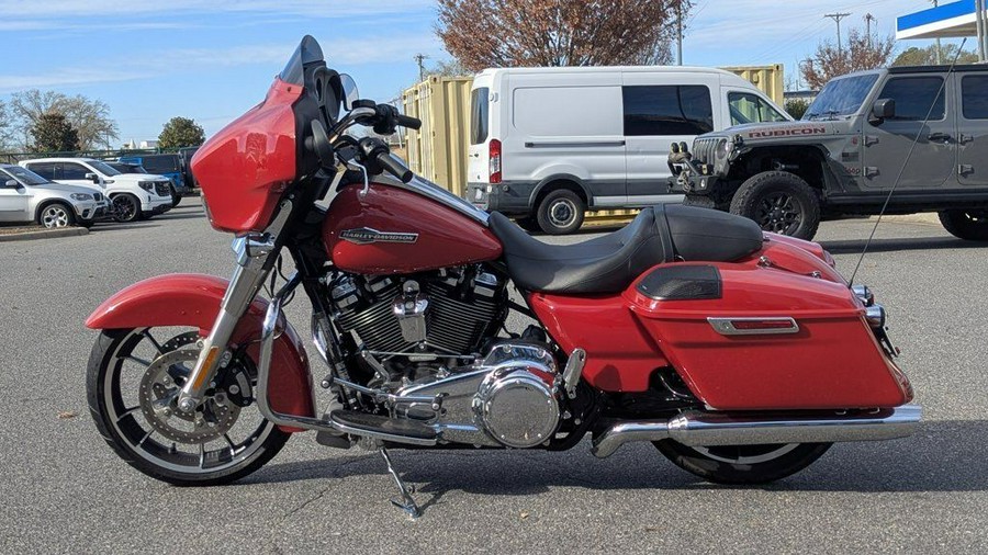 2023 Harley-Davidson® FLHX - Street Glide®