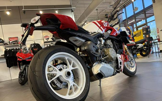 2025 Ducati Streetfighter V4 Supreme