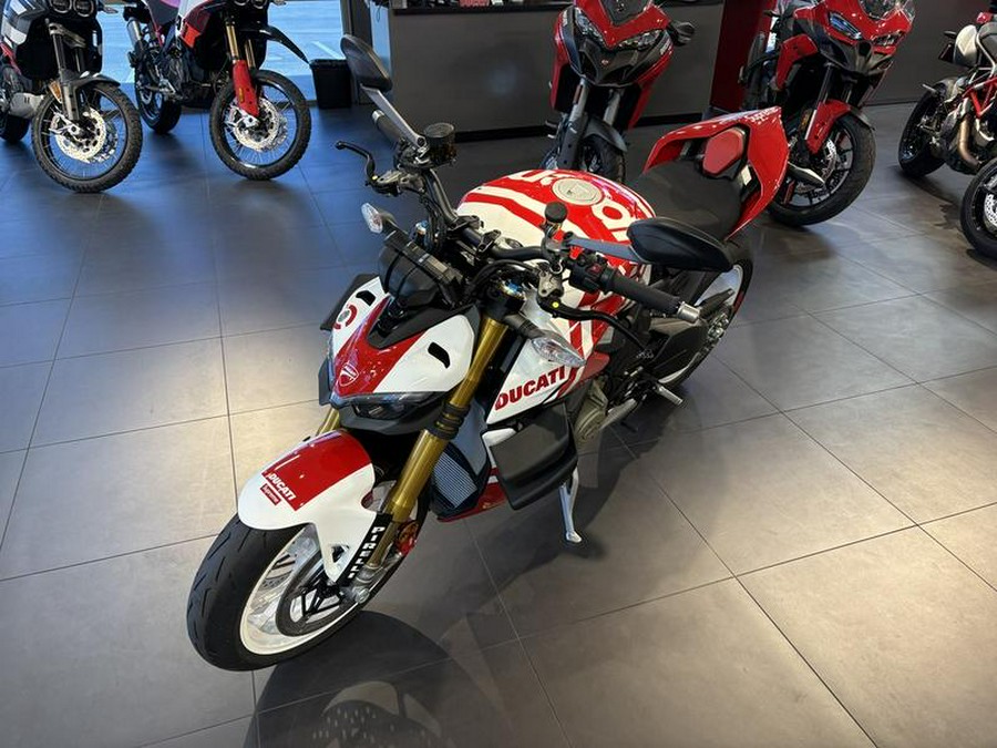 2025 Ducati Streetfighter V4 Supreme