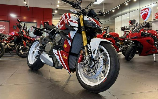 2025 Ducati Streetfighter V4 Supreme