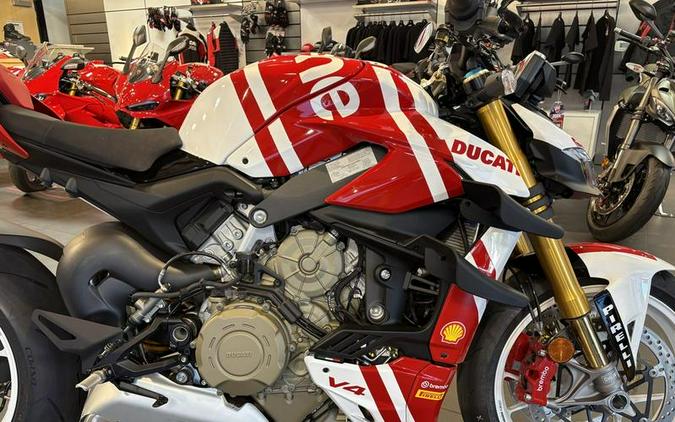 2025 Ducati Streetfighter V4 Supreme