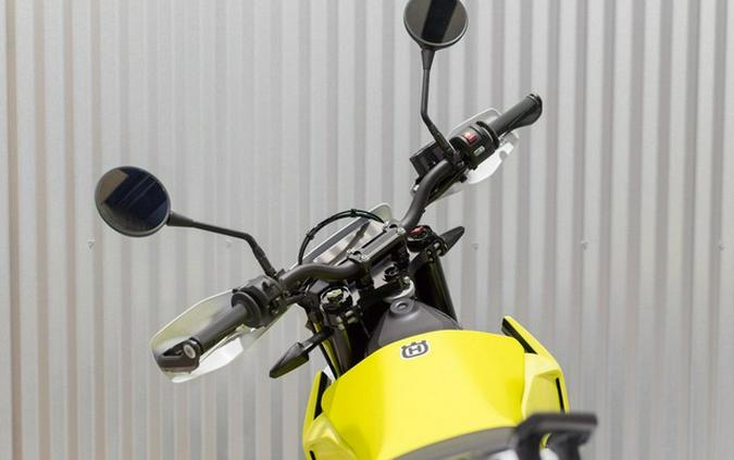 2026 Husqvarna Supermoto 701