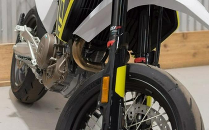 2026 Husqvarna Supermoto 701
