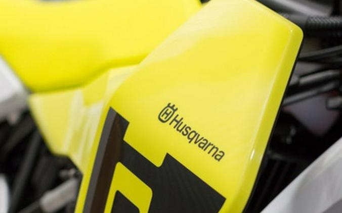 2026 Husqvarna Supermoto 701
