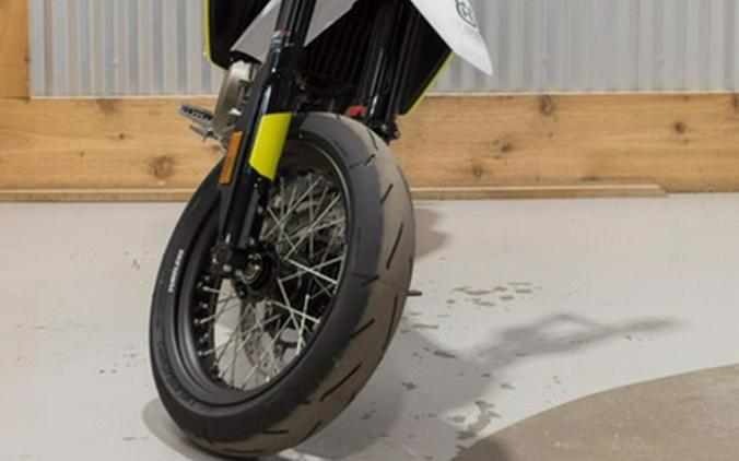 2026 Husqvarna Supermoto 701