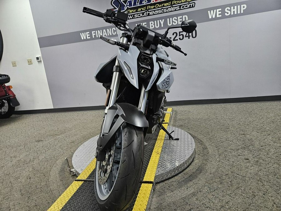 2024 Suzuki GSX 8S