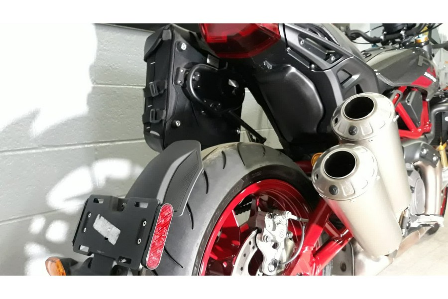 2024 Indian Motorcycle FTR 1200 R CARBON, CARBON FIBER, 49ST