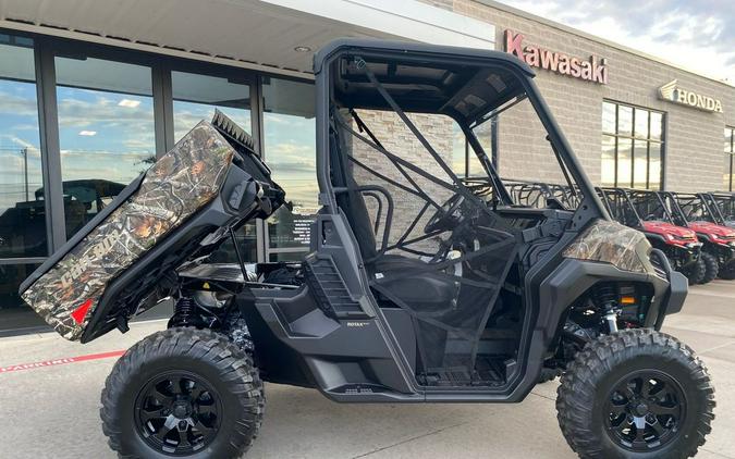 2026 Can-Am® Defender XT HD11