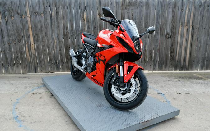 2026 SUZUKI GSX8R