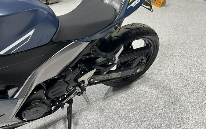 2022 Kawasaki Ninja 400 ABS Metallic Matte Blue/Metallic Graphi