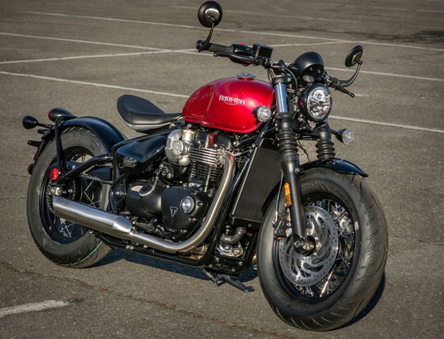 2023 Triumph Bonneville Bobber Red Hopper