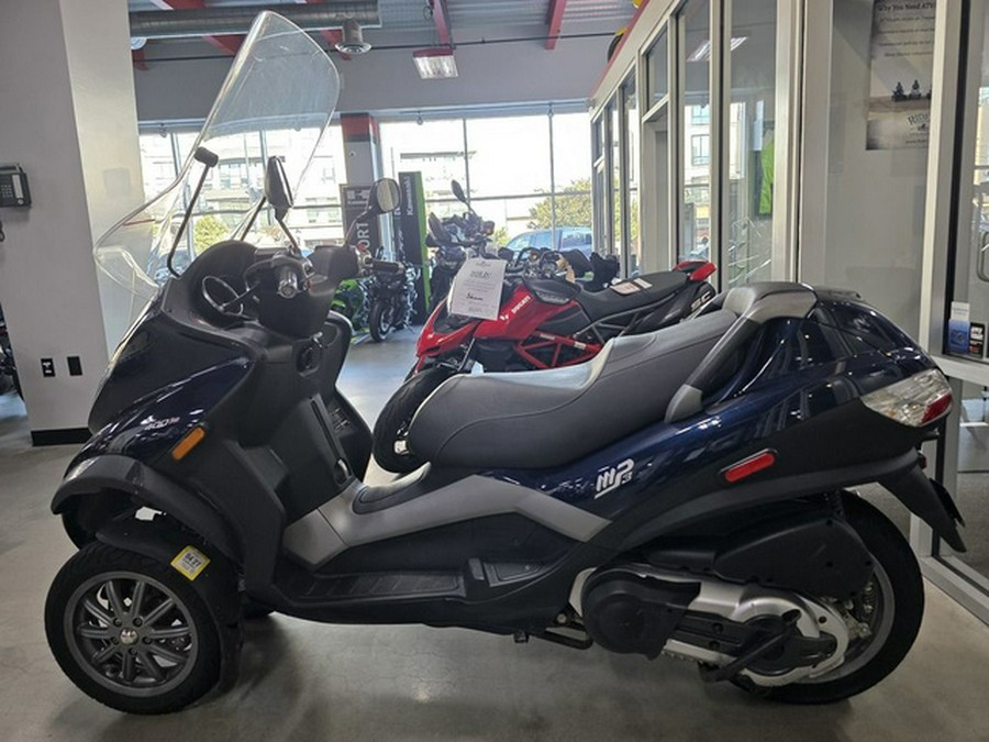 2008 Piaggio MP3 Three Wheeler 400