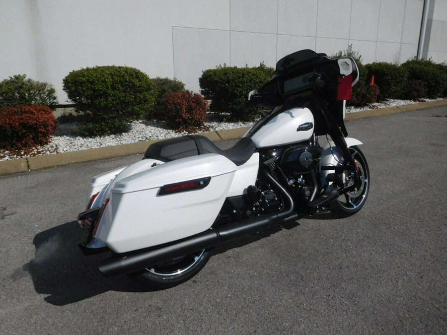 FLHX 2024 Street Glide®