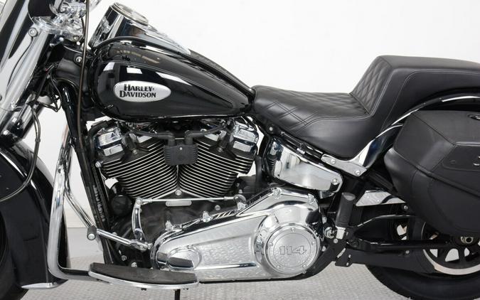 2022 Harley-Davidson FLHCS Heritage Classic 114