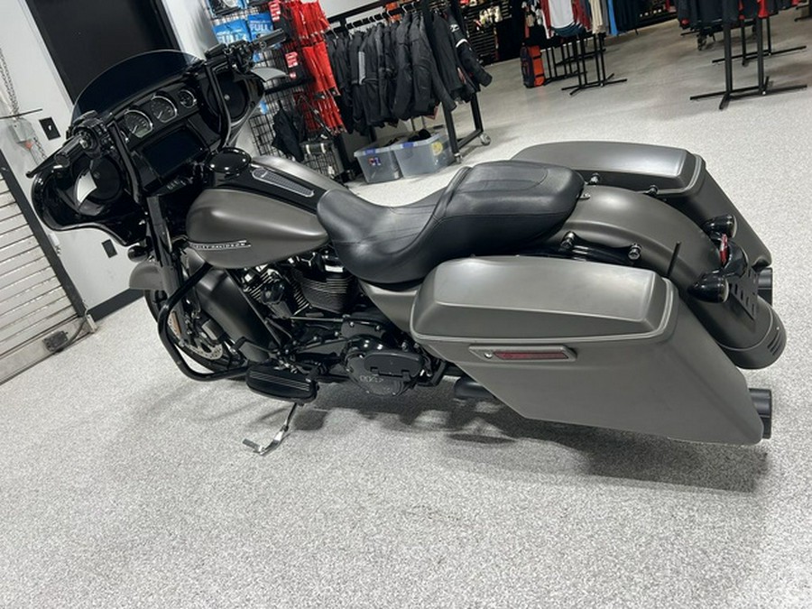 2019 Harley-Davidson FLHXS - Street Glide Special