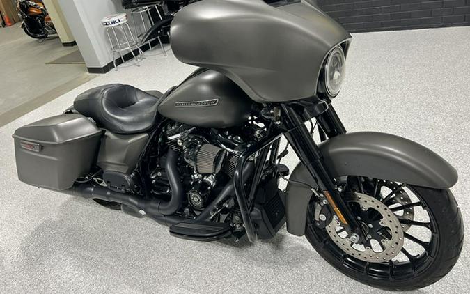 2019 Harley-Davidson FLHXS - Street Glide Special