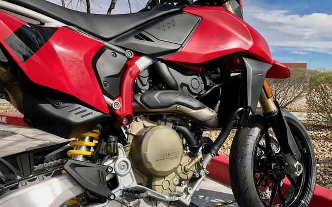 2026 Ducati Hypermotard 698 Mono Ducati Red