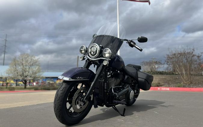 2026 Harley-Davidson® FLHC Heritage Classic Purple Abyss