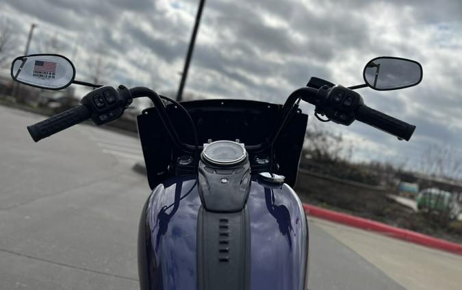 2026 Harley-Davidson® FLHC Heritage Classic Purple Abyss