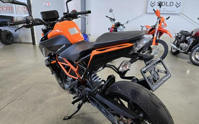 2023 KTM 390 DUKE,BLK