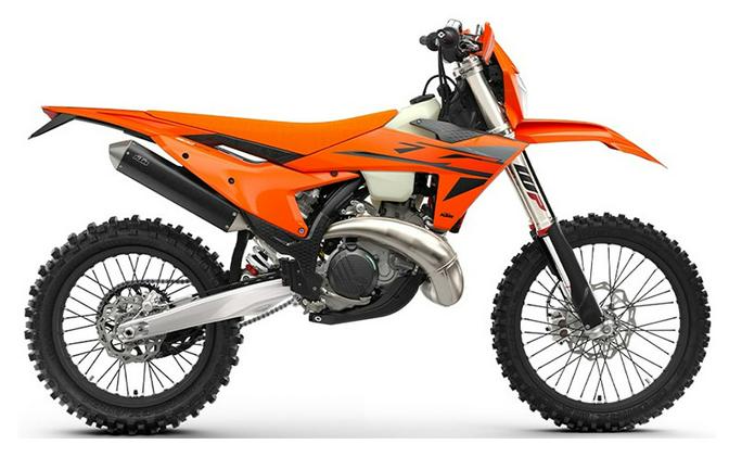 2025 KTM 300 XC-W Factory Edition First Look [11 Fast Facts]