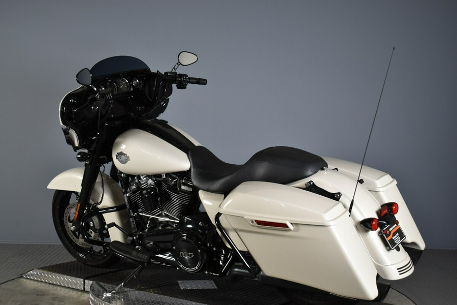 2022 Harley-Davidson Street Glide Special