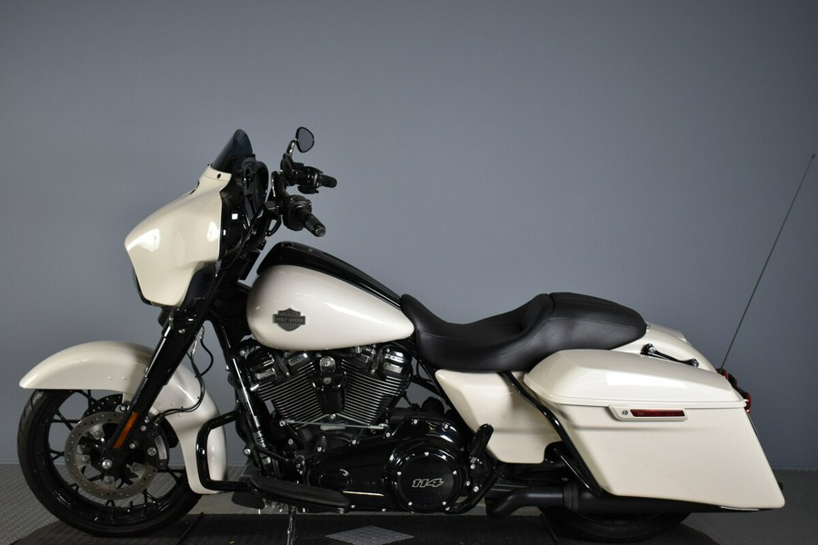 2022 Harley-Davidson Street Glide Special