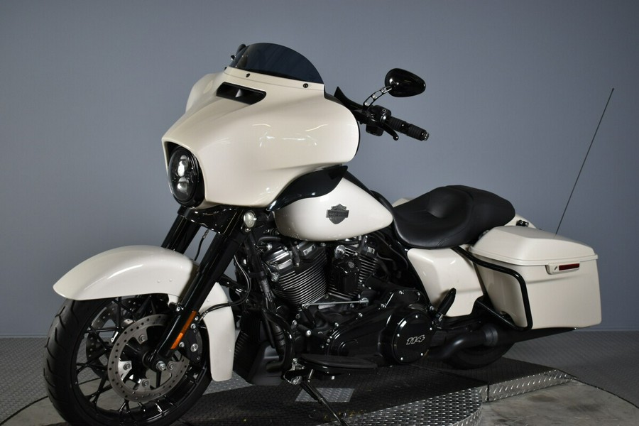 2022 Harley-Davidson Street Glide Special