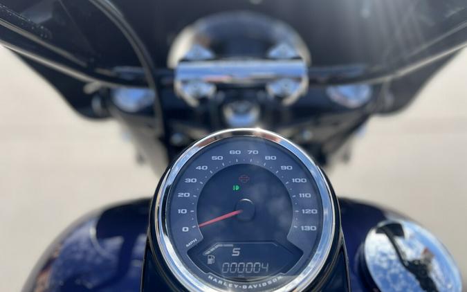 2026 Harley-Davidson® FLHC Heritage Classic, Purple Abyss