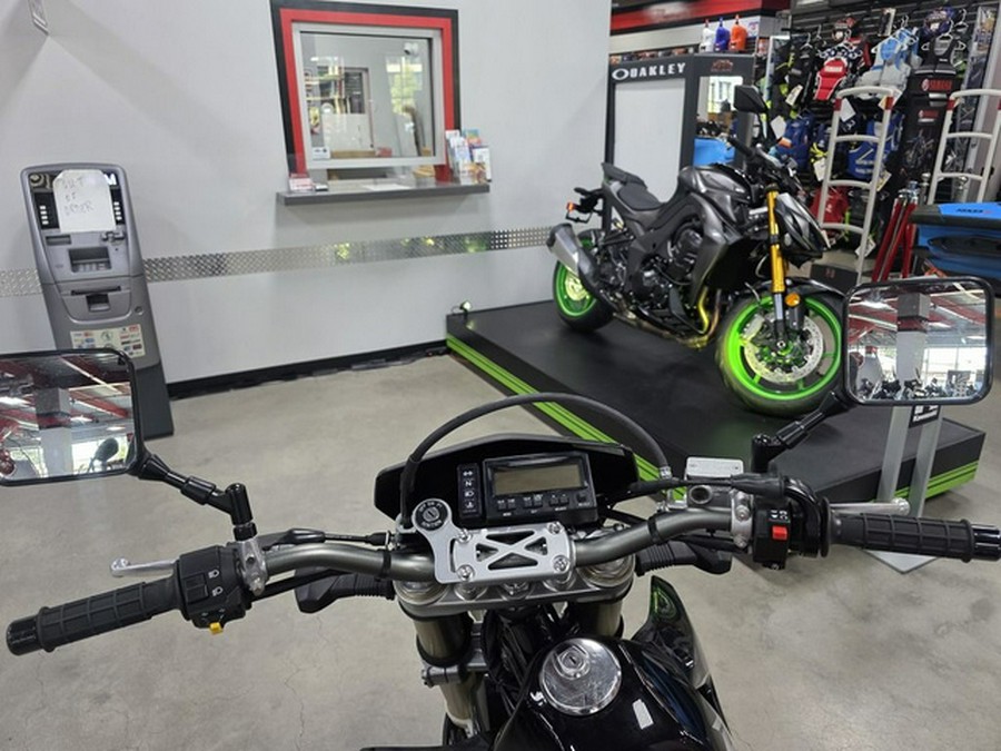 2022 Suzuki DR-Z 400SM