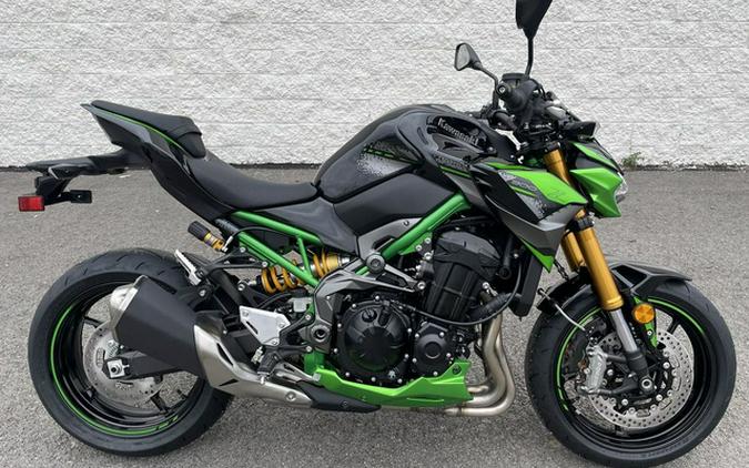 2024 Kawasaki Z900 SE ABS