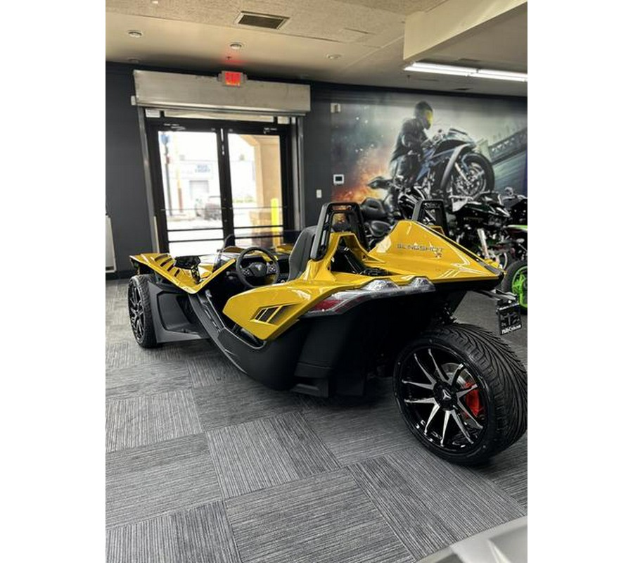 2024 Polaris Slingshot® Slingshot® R AutoDrive Gold Rush