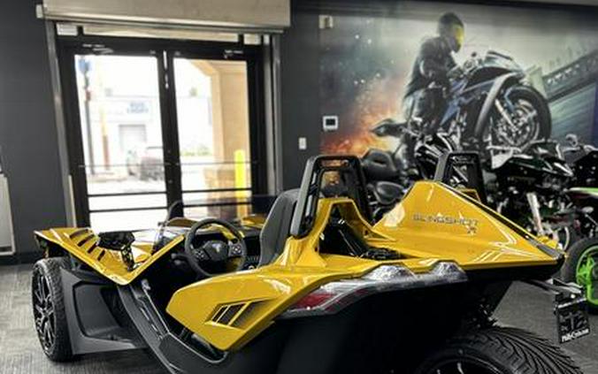 2024 Polaris Slingshot® Slingshot® R AutoDrive Gold Rush