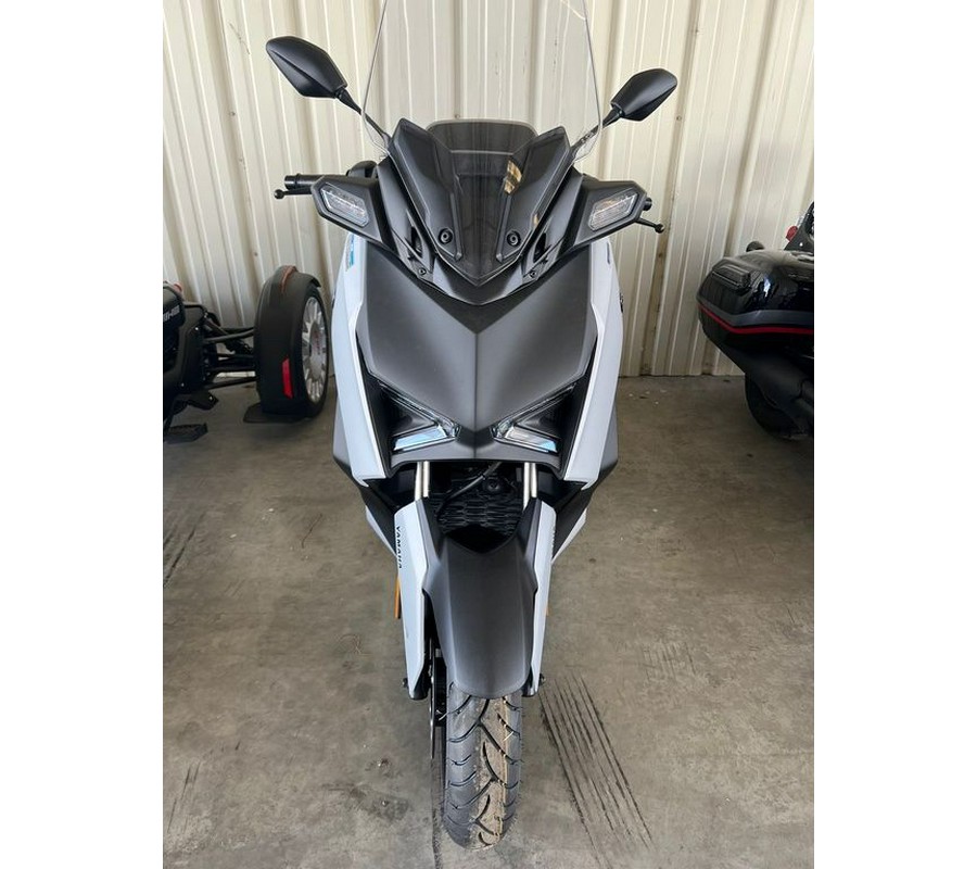 2024 Yamaha XMAX