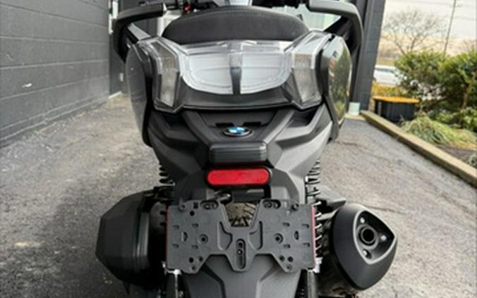 2022 BMW C 400 GT Callisto Gray Metallic 400 GT Alpine White