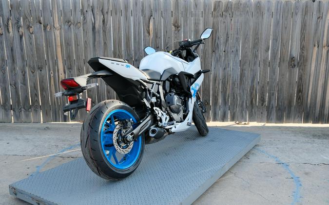 2026 SUZUKI GSX8R