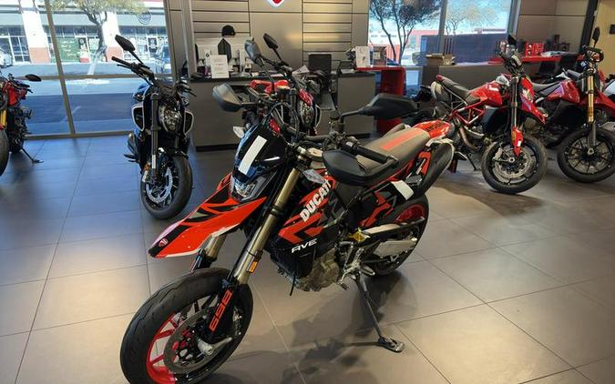 2026 Ducati Hypermotard 698 Mono RVE Graffiti