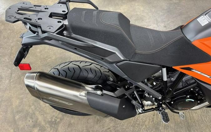 2027 KTM Super Adventure 1390 S EVO