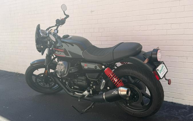 2023 Moto Guzzi V7 Special Edition
