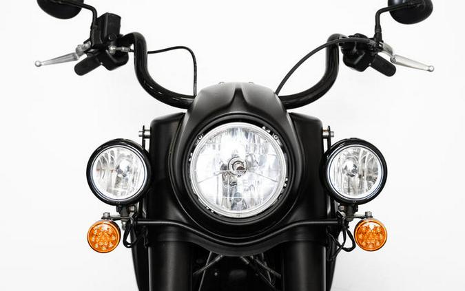 2018 Indian Motorcycle® Springfield® Dark Horse® ABS Thunder Black Smoke