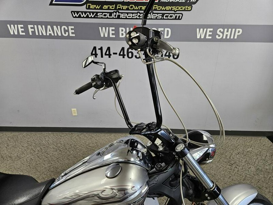 2009 Yamaha Raider® Liquid Silver w/Flames