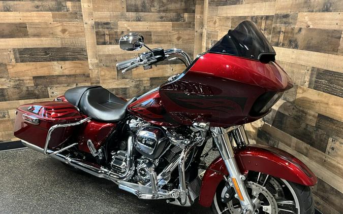 2017 Harley-Davidson® Road Glide® Special Hard Candy Custom™ Hot Rod Red Flake FLTRXS
