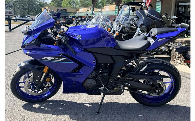 2026 YZF-R7 - Yamaha