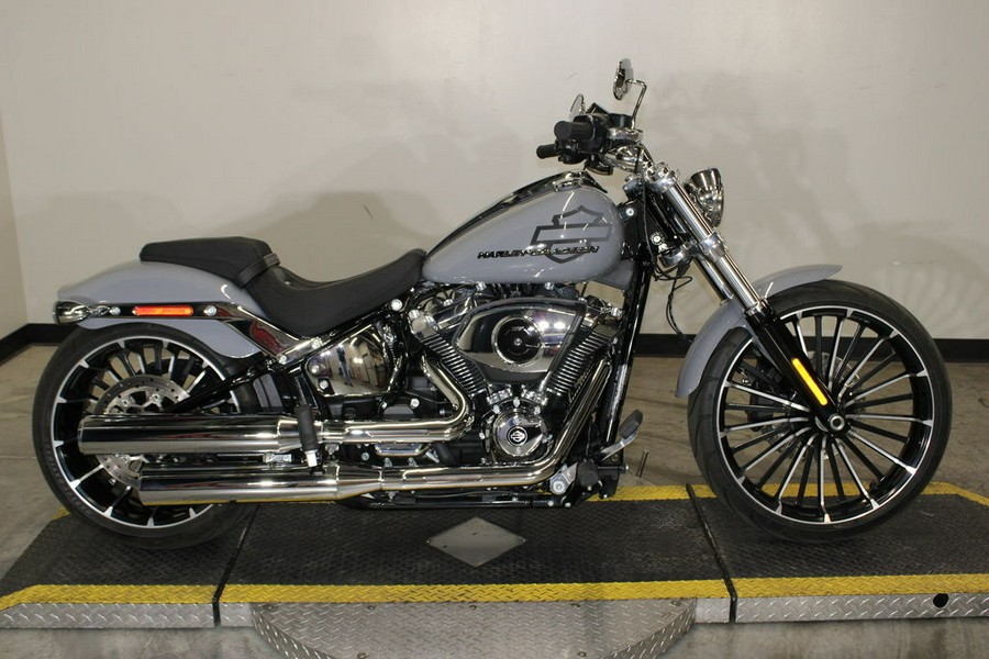 2026 Harley-Davidson® FXBR - Breakout®