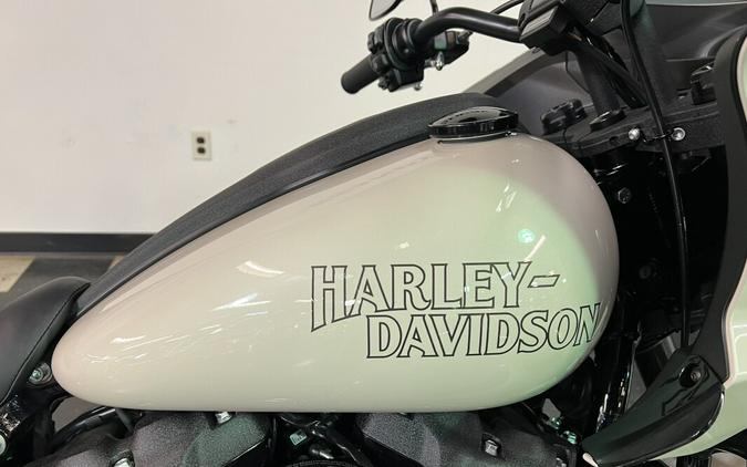 2023 Harley-Davidson Low Rider ST White Sand Pearl FXLRST